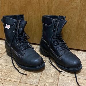 Black Lehigh nonconductive, steel toed work boots